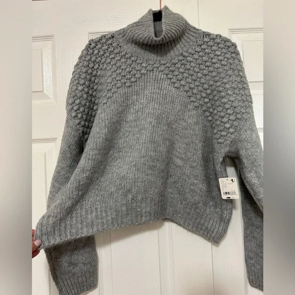NWT Free People Turtleneck Sweater Grey Size Large - Picture 4 of 8